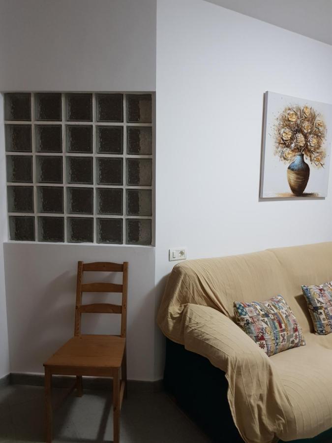 Apartamento Privado En Una Zona Tranquila Y Proxima Al Aeropuerto Tf Norte Y A La Ciudad De San Cristobal De La Laguna . Buitenkant foto
